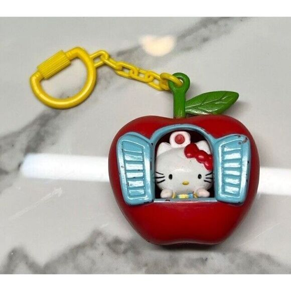 Vintage 1977 1984 SANRIO Hello Kitty Apple House Keychain - Hard To Find - Picture 2 of 4